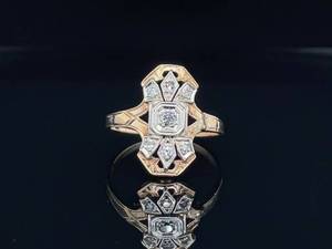 Vintage Diamond Art Deco Milgrain Estate Ring in 10k Yellow Gold