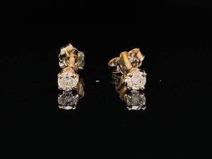 Classic Round Brilliant Cut Diamond Solitaire Stud Earrings in 14k Yellow Gold