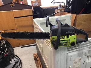 Poulan Super Clean Gas Chainsaw