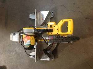 15 Amp Corded 12 in. Double Bevel Sliding Compound Miter Saw with XPS technology, Blade Wrench & Material Clampused in good condition
