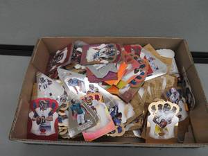 lot 12 image: CROWN ROYAL CARDS