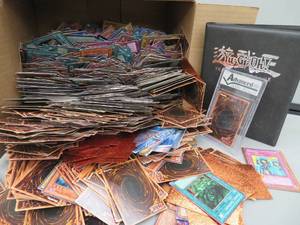 lot 19 image: KONAMI YU-GI-OH HUGE LOT