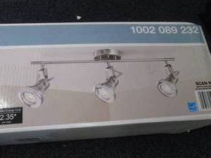Hampton Bay 2 ft. 3-Light Brushed S...
