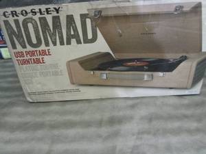 Crosley Nomad USB Portable Turntabl...