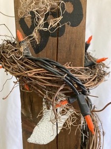 lot 228 image: Halloween Decor