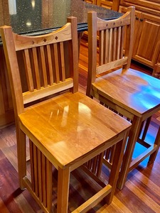 lot 169 image: Pair of Amish Made Barstools