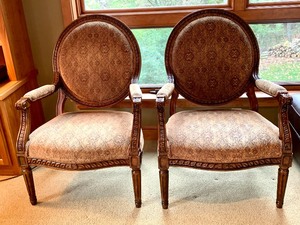 lot 9 image: Pair of Beautiful Decorative Upholstered Arm Chairs