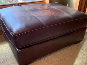 lot 21 image: Large Leather Ottoman