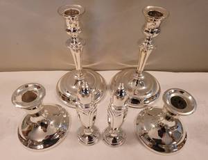 lot 63 image: Silver Plate & Pyrex Serving and Decorative Collection