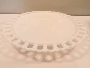 lot 65 image: Marvelous Milk Glass Collection Plus Bonus Bowl