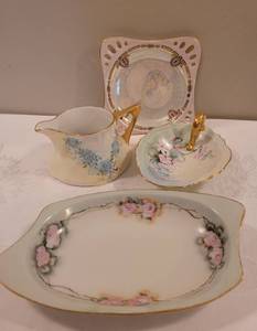 lot 72 image: Eclectic Vintage China Selection