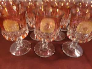 lot 81 image: Lovely Vintage Cranberry & Etched Crystal Stemware