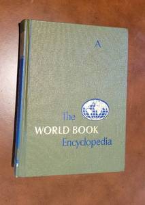 lot 89 image: World Book Encyclopedia Set
