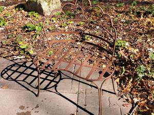 lot 106 image: Wrought Iron Garden Bench