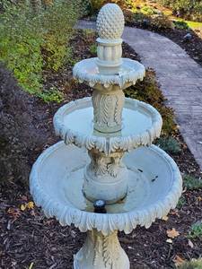 lot 108 image: 3-Tier Composite Water Fountain