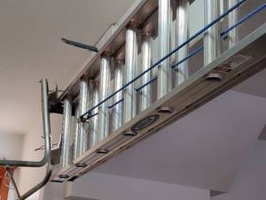 lot 136 image: Werner 22ft Extension Ladder