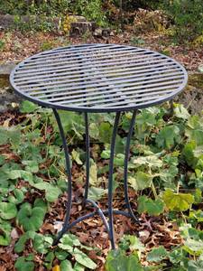 lot 131 image: Small Round Deck  Garden Metal Table