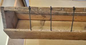 lot 301 image: Vintage Chicken Trough  Feeder