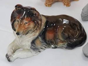 lot 308 image: (5) Small Dog Figurines Lot