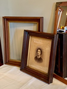 lot 28 image: Some Fun Vintage Things