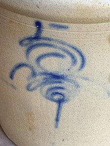lot 41 image: Vintage Five Gallon Crock
