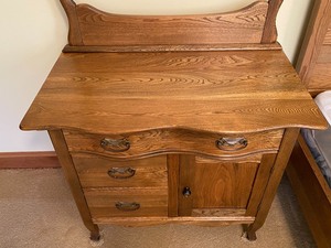 lot 243 image: Beautiful Antique Commode