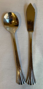 lot 189 image: Set Table Flatware