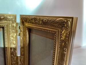 lot 192 image: Brass Picture Frames