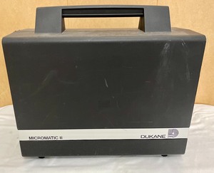 lot 371 image: Dukane Micromatic II Projector