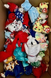 lot 366 image: Box of Beanie Babies