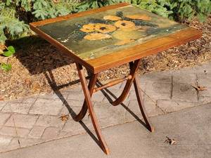 lot 340 image: Vintage Folding Puzzle Table