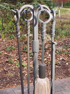 lot 343 image: Nice Fireplace Set