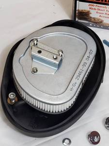 lot 355 image: 2007 FLHRS Harley Davidson Road King Custom Air Cleaner, Oil Dip Stick & Cook Book