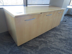 lot 105 image: WOOD VENEER STORAGE CREDENZA