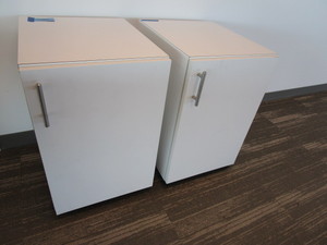 lot 128 image: MOBILE STORAGE CABINETS