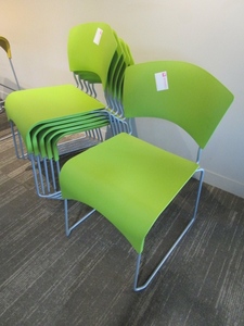 lot 150 image: JAZZ STACKABLE CAFE CHAIRS IN BRIGHT GREEN BY FIXTURES FURNITURE