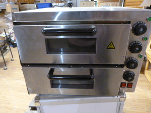 lot 10 image: Used Electric Pizza Oven