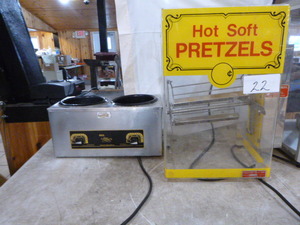 lot 22 image: FoodTopping Warmer and Pretzel Warmer