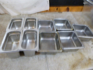 lot 24 image: Food Warmer Pans