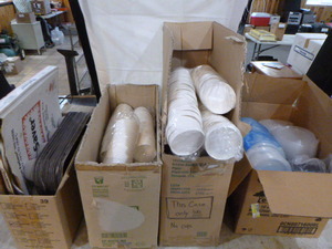 lot 28 image: Disposable Take-Out and Bakeware Items