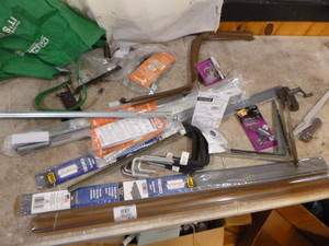 lot 68 image: Miscellaneous Garage Items