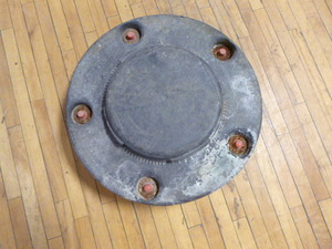 lot 79 image: Rubbermaid Trash Can Dolly