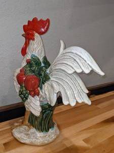 lot 170 image: Large Rooster to Rule Your Roost