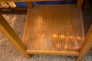 lot 102 image: NightstandEnd Table Excellent Condition