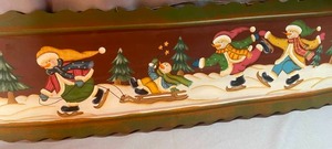 lot 105 image: Its Never Too Late for Christmas Decorations