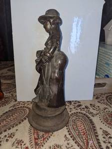 lot 23 image: Heavy Metal Statue of Woman wBasket
