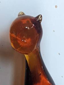 lot 24 image: Art Deco Murano Glass Orange Cat