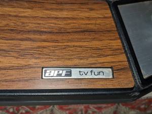 lot 33 image: TV Fun 401A Console