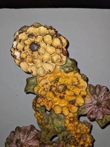 lot 34 image: Collectible LVL Cast Iron Door Stop wFlower Design