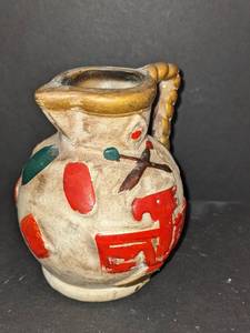 lot 38 image: Small Native American Thunderbird Pottery Pitcher